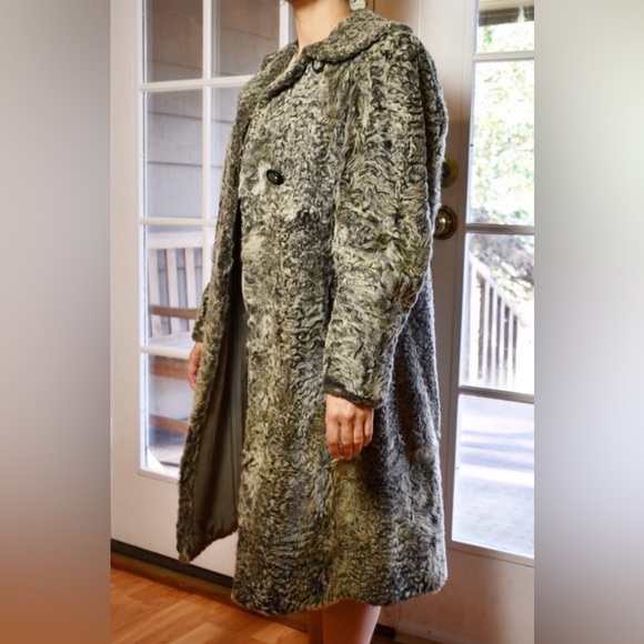 Vintage 1950’s Curly Lamb Swing Coat - Picture 4 of 13